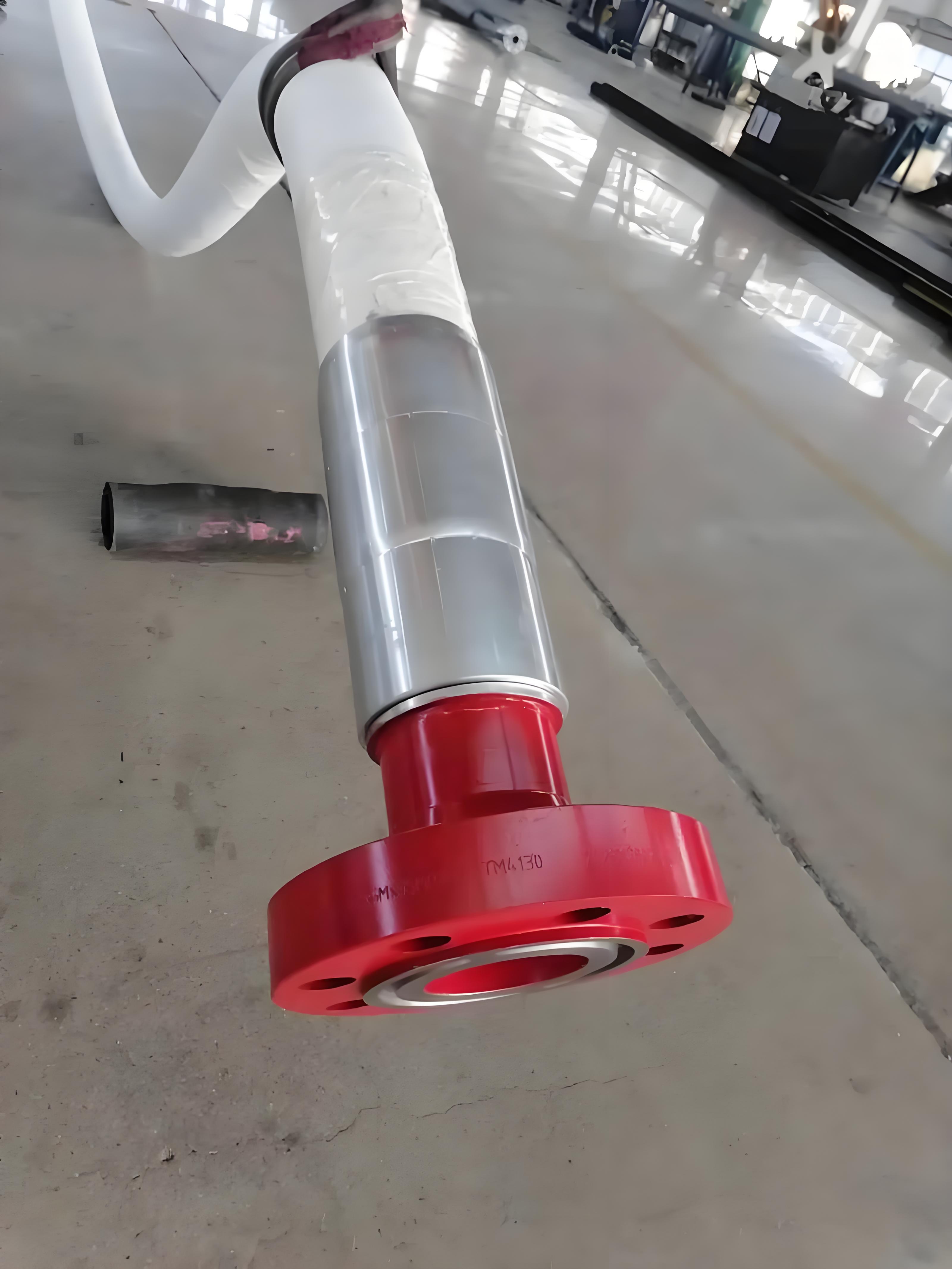 柔性节流压井管线