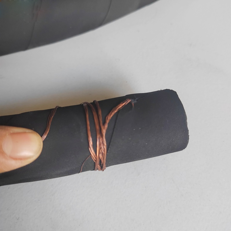 导静电耐油胶管